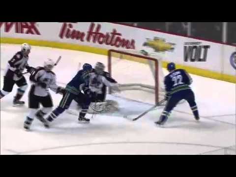 Vancouver Canucks vs Colorado Avalanche Game Highlights February 15th 2012