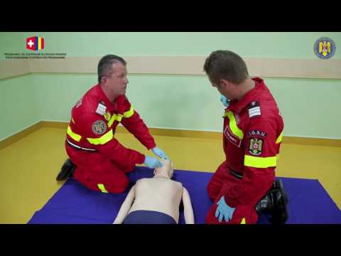 Resuscitarea cardio pulmonară cu 2 salvatori