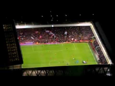 Phillipe Coutinho•Dribles /assistência/gols •amassa a placa