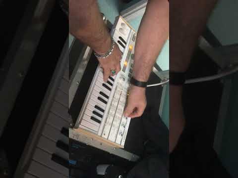 MicroKorg -S Short Demo