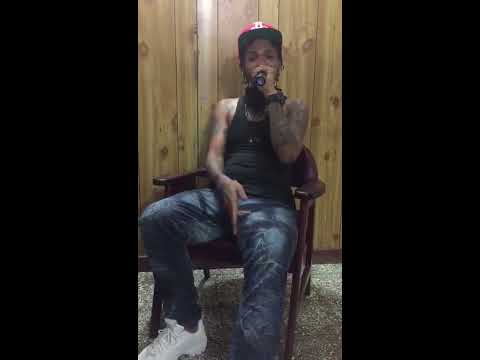 Trini Alex - Quedate en casa