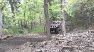 preview picture of video 'Racing up the Widow Maker at Tuttle Creek ORV Park'