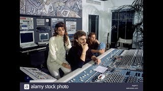 sandra &amp; michael cretu: DON&#39;T CRY 1986_ HQ audio with lyrics