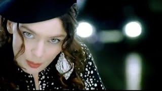 Nil Karaibrahimgil - Organize İşler Bunlar (Official Video)