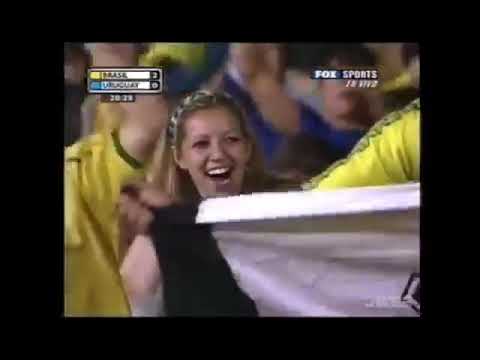 Ronaldo Luis Nazáro (Brasil) - 19/11/2003 - Brasil 3x3 Uruguai - 2 gols