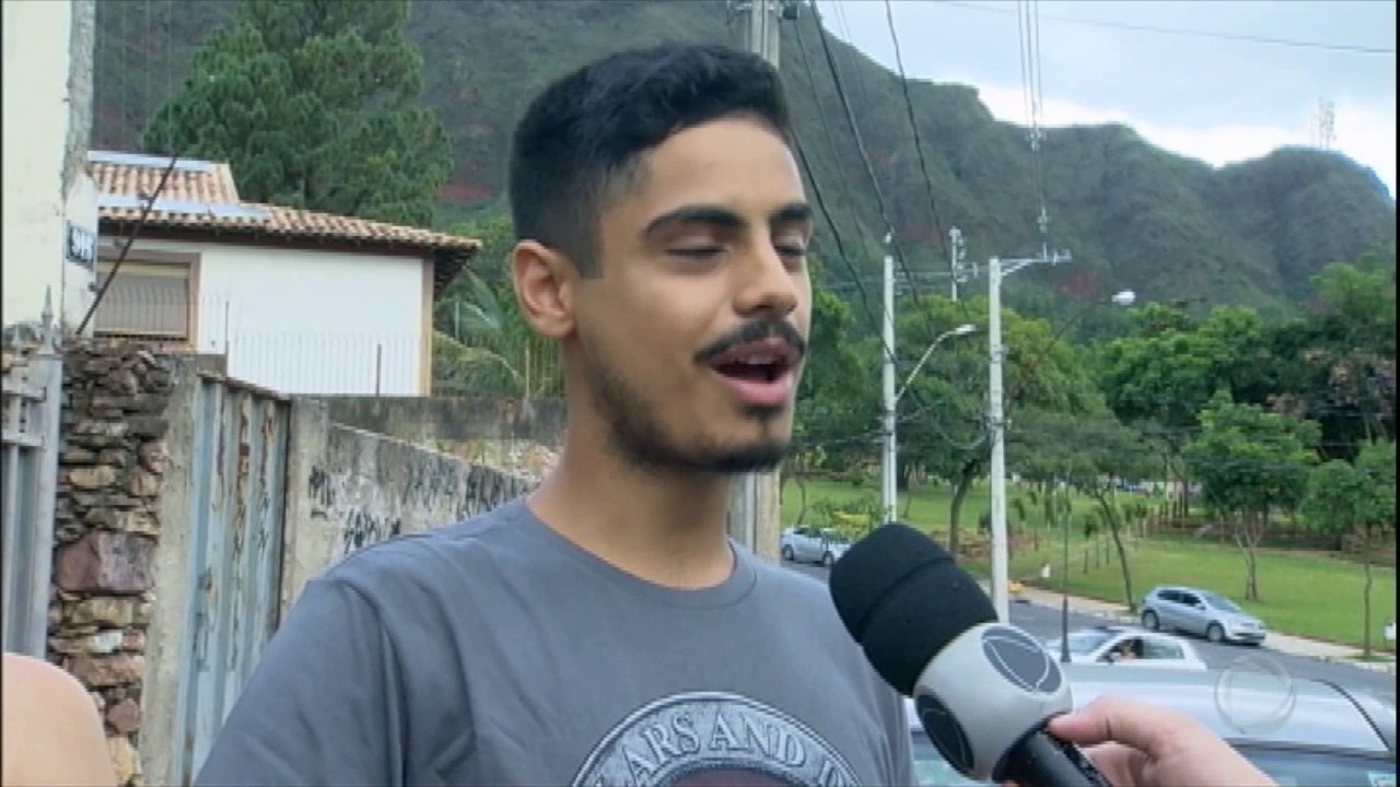 Conheça a rua que desafia a gravidade e veículos andam sozinhos em Belo Horizonte