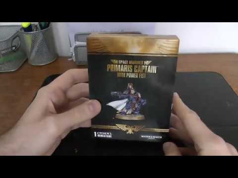 Warhammer 40k- Store Anniversary Primaris Captain Unboxing