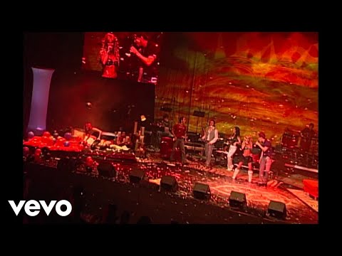 Video thumbnail for Feliz Cumpleaños (Live)