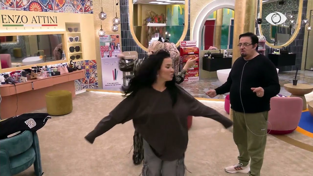 Arta dhe Dea performojnë për Gazin, kërcejnë dhe këndojnë në Shtëpi