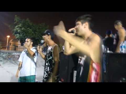 323, Auto Confiança. [Web Sujo Soul Pixta].