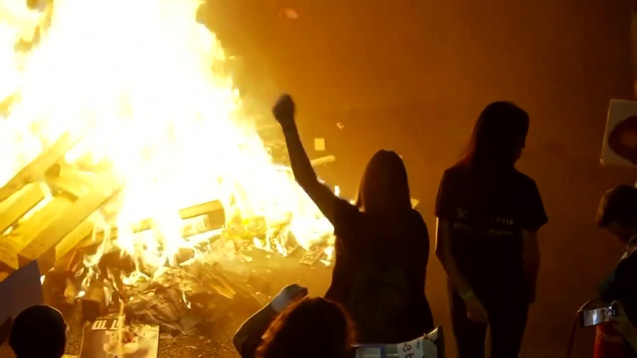 Israelis surge into the streets again in protest as the toll in Gaza grows