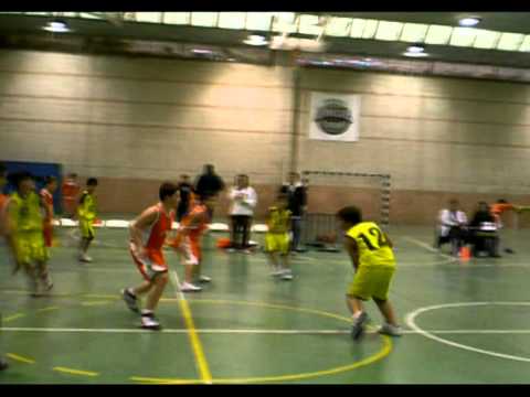 C.B. MARISTAS CORDOBA   Vs.  C.V. CARMEN B  - Liga Minibasket 2010/2011 .mpg