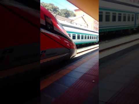 Frecciarossa 1000 (Napoli C.le - Torino P.N) in arrivo a Torino Porta Nuova