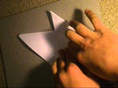 how to make a really simple origami claw that you can wear on your finger