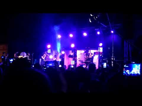 La Rua & Federica Carta - "Sull'orlo Di Una Crisi D'amore" live Offida