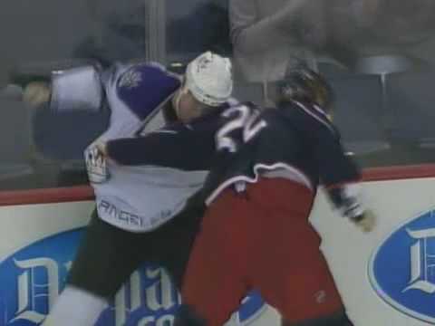 Matt Greene vs Mike Commodore Mar 3, 2009