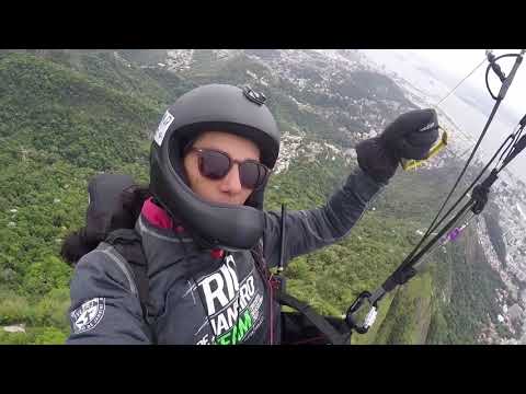 Vôo de Parapente sobre o Cristo Redentor