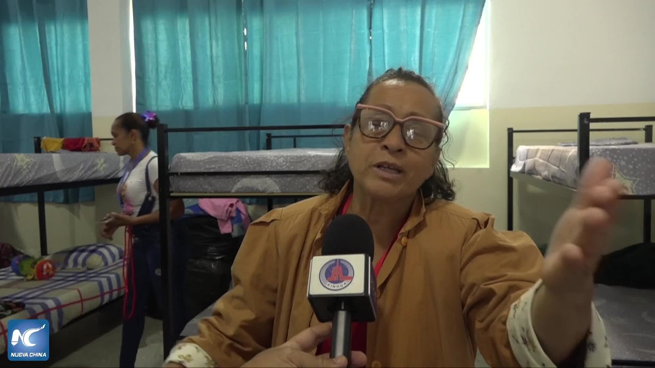 Escuelas sirven de albergue para quienes perdieron sus viviendas de los terremotos en Venezuela