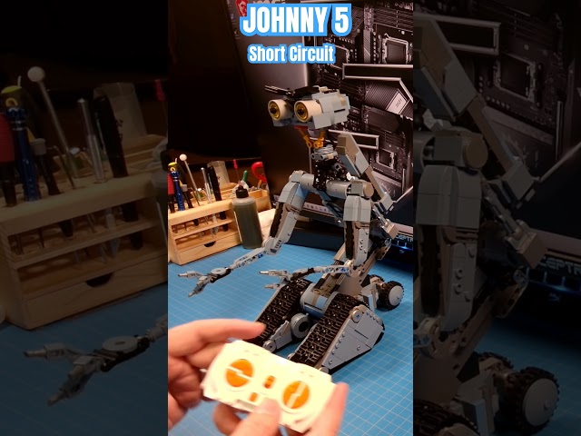 Vídeo relacionado con Johnny 5 Juego de juguetes de construcción de robots para niños y niñas, robot Mecha Figuras de modelo, Educar STEM a partir de 6 años, Halloween (386 piezas)