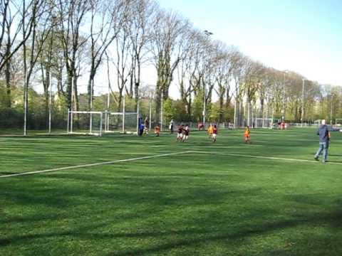 Zwaluwen Utrecht '11 F8 - Focus 07 F4 4e doelpunt Luuk