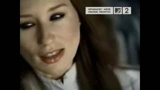 Tori Amos - Strange Little Girl (MTV2)