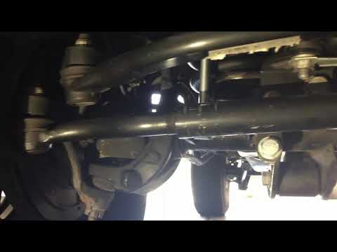 How to tell if tie rod ends are bad on Jeep jku