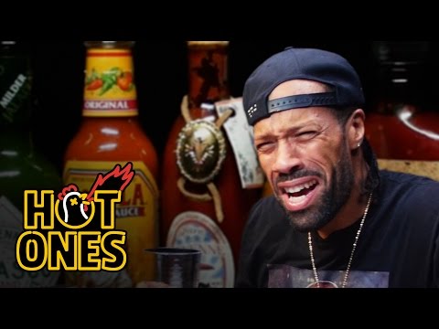 Redman Wilds Out Eating Spicy Wings | Hot Ones