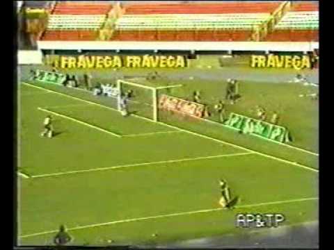 Gol a Tigre de Luca. 1994.