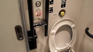 preview picture of video 'Passenger train toilets in Sweden'