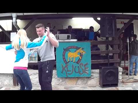 Dolenjski trio - Pod poncami (Ansambel Lojzeta Slaka)