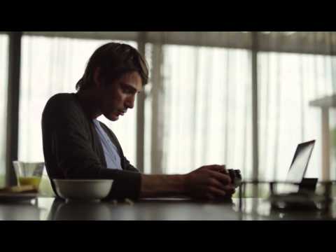 Sony Xperia Z2 Tablet Commercial