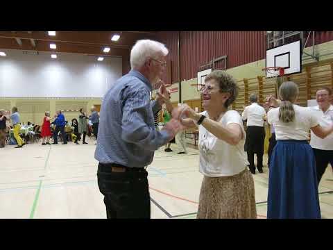 Pigernes Fornøjelse, Sydslesvig (DK) / Stevns Folkedanseres Fællesbal