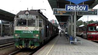 preview picture of video 'ZSSK 460 055 [Os 8769] departing from Prešov train station'