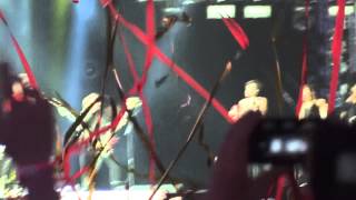 robbie williams - let me entertain you - capital fm summertime ball 09 june 2013