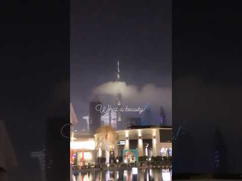 Burj Khalifa never seemed so beautiful to me.