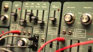 Video thumbnail for “Roland” SYSTEM-100 Software Synthesizer plugin by RolandChannel