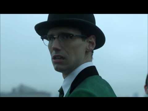 Gotham - Penguin Freezes the Riddler