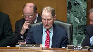 Wyden Opposes Trump Treasury Nominees