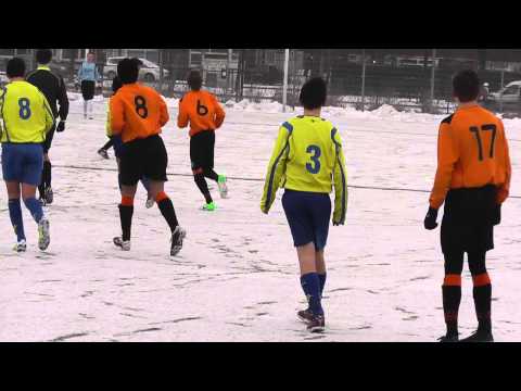 26 jan 2013 Hooglanderveen C1 - VV De Meern C1 vr 0-8 Over de lijn?