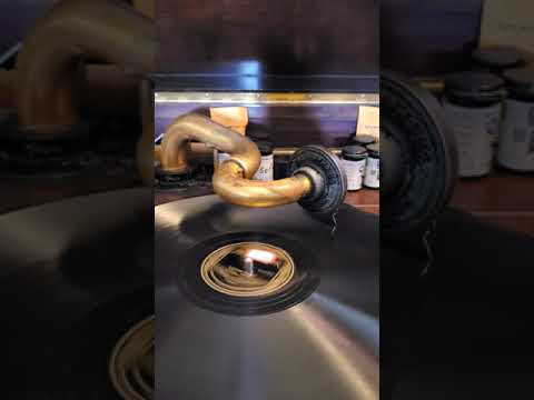 Whoopi Medley - (vocal Vaughn DeLeath) Colonial Club Orchestra  Brunswick Records #20089 12" 1929