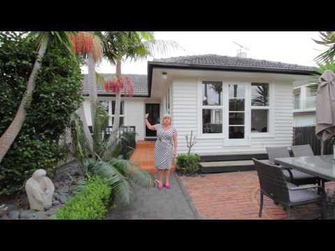 SOLD - 1/12 Bay Rd, St Heliers - Kelly Midwood