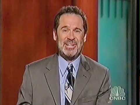 Christopher Hitchens on Michael Moore's Fahrenheit 9/11 2004