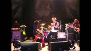 Billy Idol - (Do Not) Stand In The Shadows (Live)