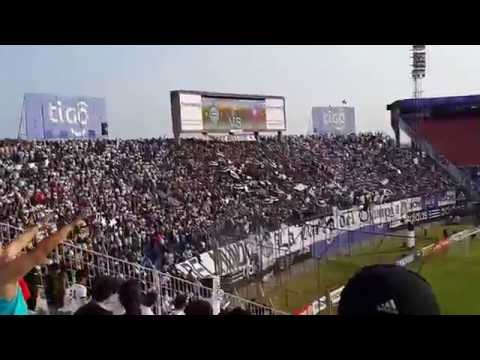 "La barra del Olimpia en el Defensores del Chaco Vs. Cerro - 31/08/2014" Barra: La Barra 79 &bull; Club: Olimpia