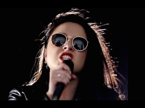 CLOE CORPSE - MONEY - BBC INTRODUCING LIVE LOUNGE