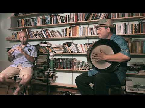 Guido Meets... 23 - Borja Baragano - two Asturias Tunes - Low Whistle & Bodhran - Folk Music