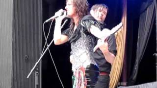 JULIETTE LEWIS -SUICIDE DIVE BOMBER - VANCOUVER - 2009