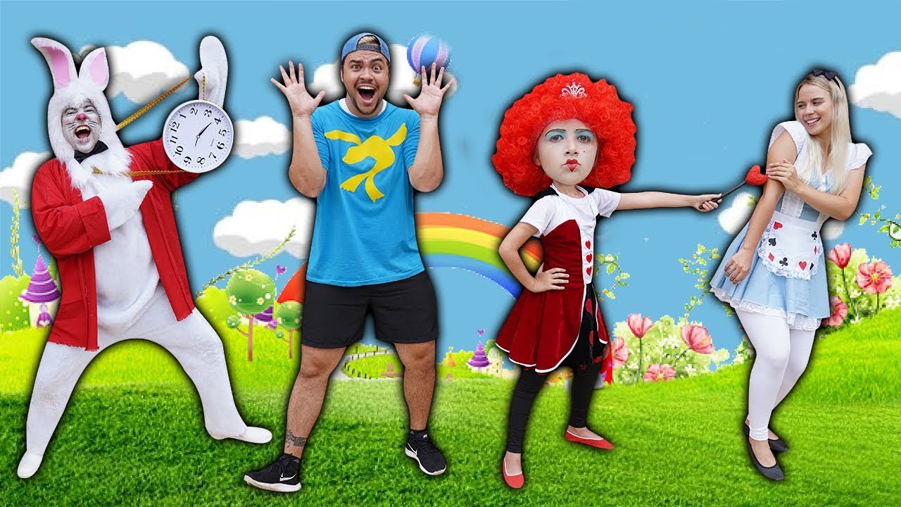 A HISTÓRIA DE ALICE NO PAÍS DAS MARAVILHAS