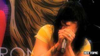 Download lagu Hot Sessions Remastered: Iwrestledabearonce - 'You Ain't No Family' mp3 Download lagu Hot Sessions Remastered: Iwrestledabearonce - 'You Ain't No Family' mp3