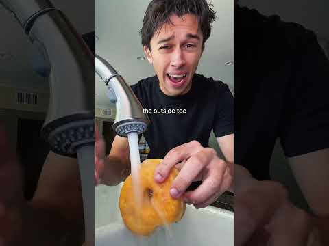 How I Eat Sugar Donuts CORRECTLY.. 🍩 #relatablestories #comedy #funnymemes